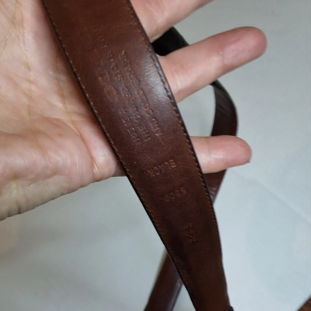 Coach Vintage Black Leather Belt with Gold-Tone Buckle 36